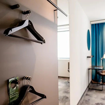 Motel One Frankfurt-Airport