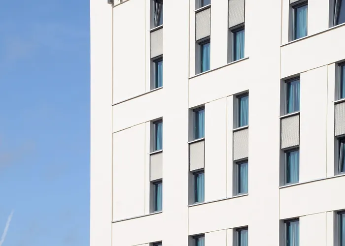 One Frankfurt-airport Hotel