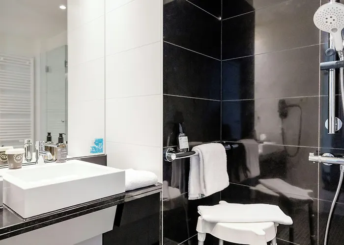 One Frankfurt-airport Hotel