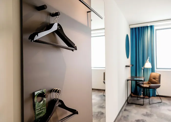 One Frankfurt-airport Hotel